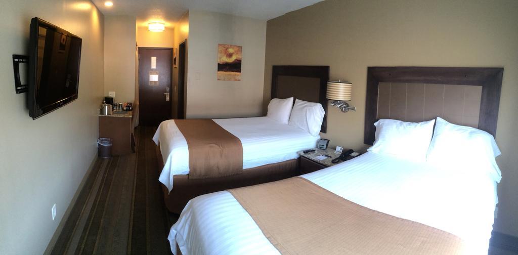 The East Avenue Inn & Suites Rochester Ruang foto